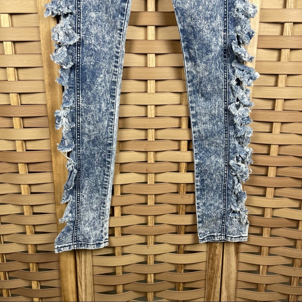RED FOX Distressed Side Slashed Acid Washed High Rise Jeans 80s - Picture 5 of 6